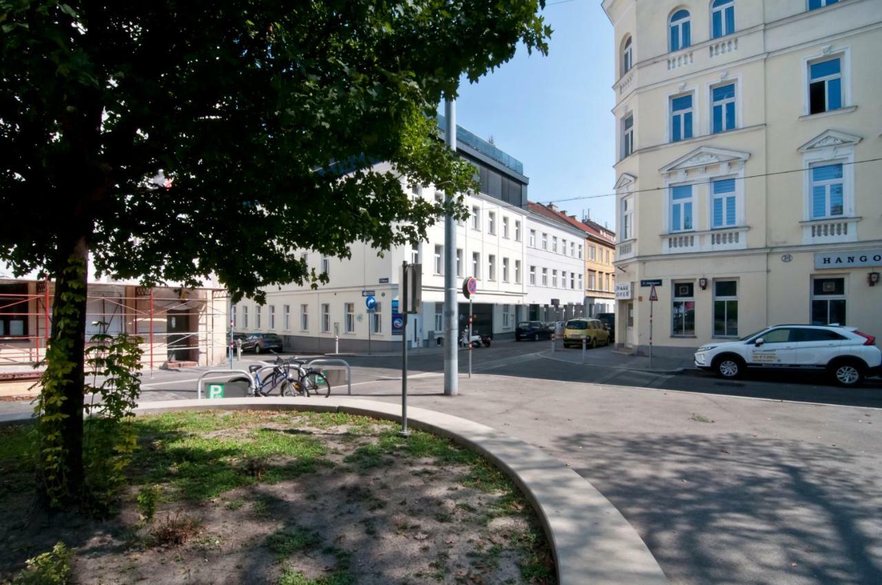 Stylish Self-Check-In Apartment With 2 Bedrooms Wien Exteriör bild